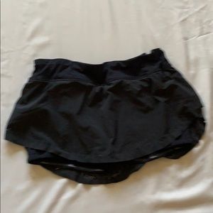 Lululemon athletic skirt/shorts